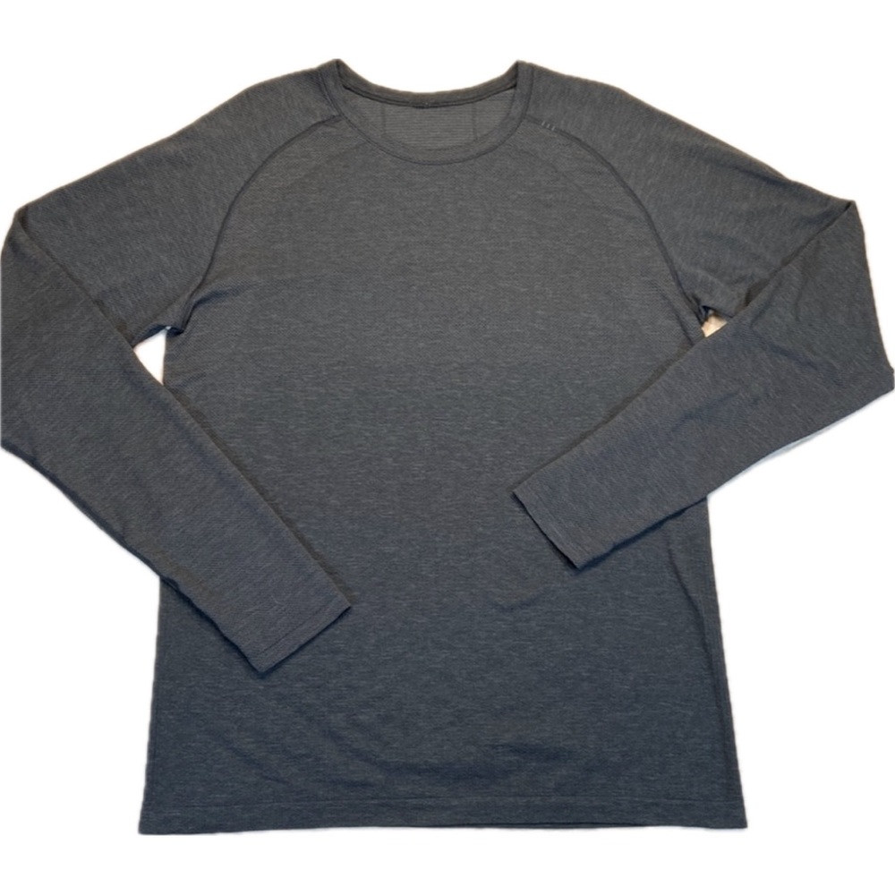 Lululemon Metal Vent Tech Long Sleeve Men’s Shirt. X-Large. Live in Practice.
